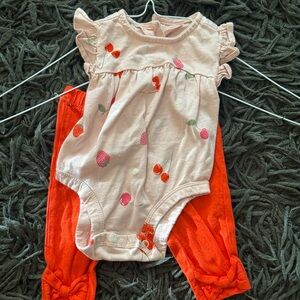 Carter’s Cherry Print Bodysuit & Bow Leggings Set 3M
